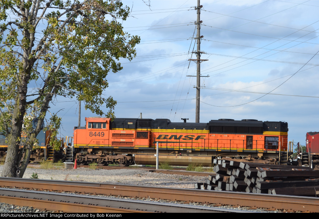 BNSF 8449